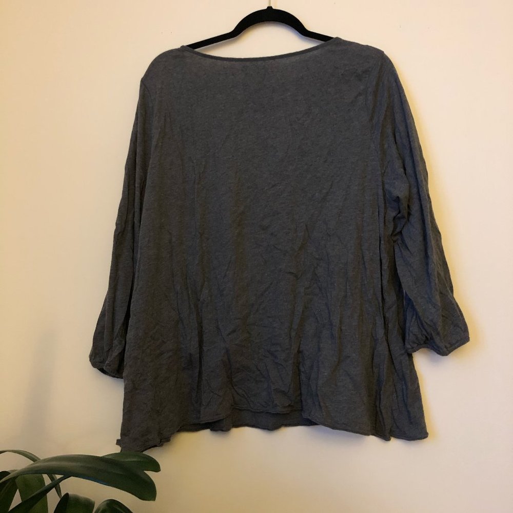 Flowy Gray Open Blouse | American Eagle - Picture 2 of 2